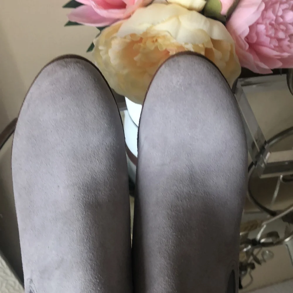 COLE HAAN Women's Hayes Gore Bootie Ankle - Picture 7 of 10